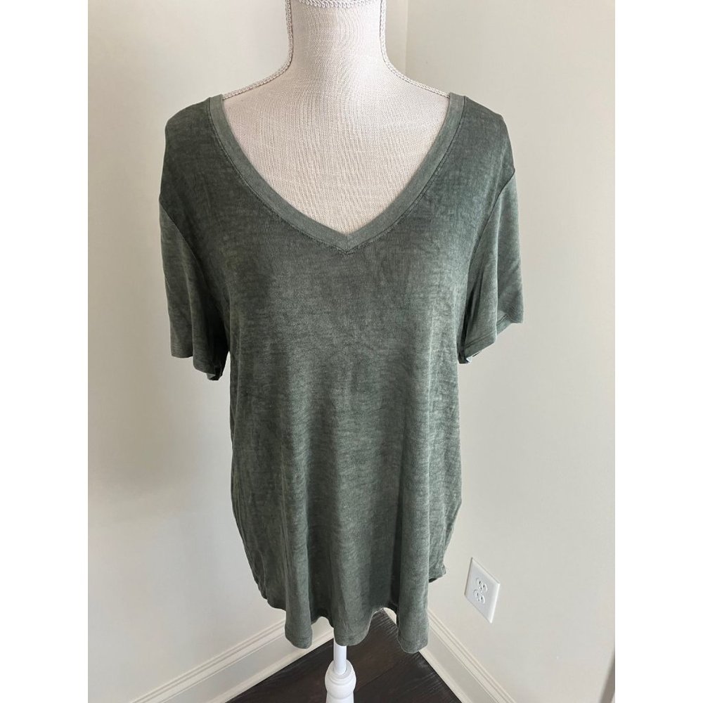 Green Semi Sheer Short Sleeve Tee Size Large